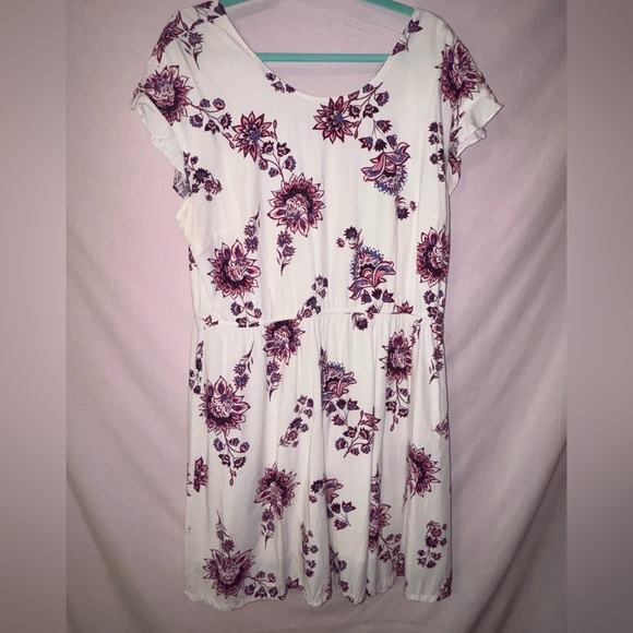 Old Navy Floral Mini Dress in White and Purple - Picture 12 of 12